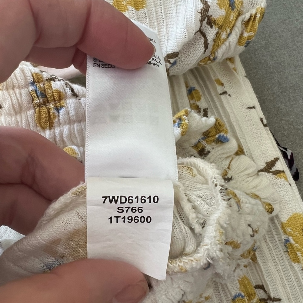 Lucky Brand Wrap Top - Picture 5 of 6